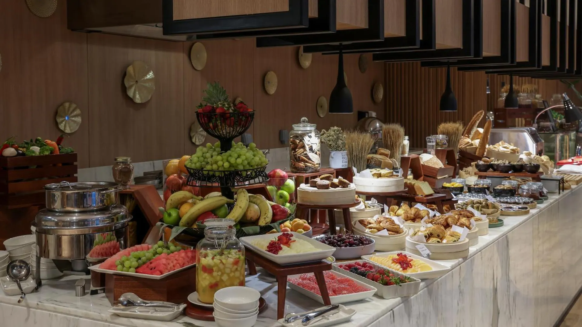 Radisson Hotel & Residence Riyadh Olaya 4*,