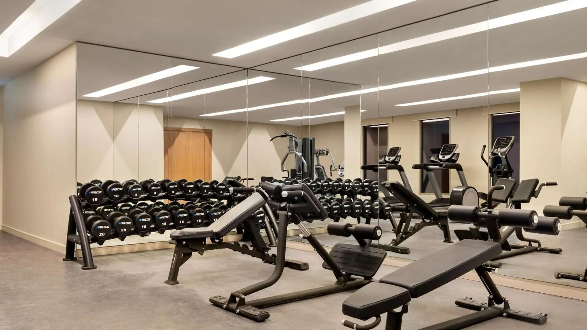 Radisson Hotel & Residence Riyadh Olaya 4*,  المملكة العربية السعودية